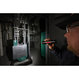 Milwaukee - L4FL2000-301 Akku-Taschenlampe XXX (4933479637)