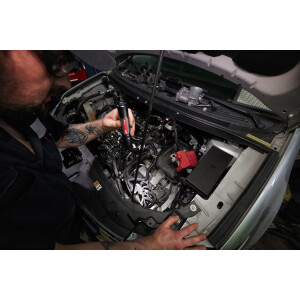Milwaukee - L4FL2000-301 Akku-Taschenlampe XXX (4933479637)