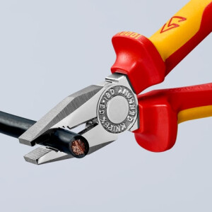 Knipex - Kombizange verchromt, isoliert mit Mehrkomponenten-Hüllen, VDE-geprüft 180 mm (03 06 180)