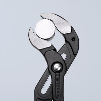 Knipex - Cobra® XXL Wasserpumpenzange grau atramentiert, mit rutschhemmendem Kunststoff überzogen 560 mm (87 01 560)