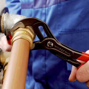 Knipex - Cobra® Wasserpumpenzange grau atramentiert, mit rutschhemmendem Kunststoff überzogen 250 mm (87 01 250)