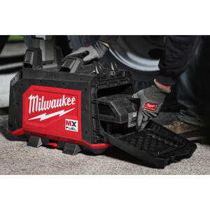 Milwaukee - MX FUEL - Baustellenstrahler kompakt (MXF TLIC)