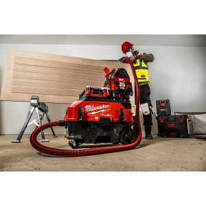 Milwaukee - M18ONEF2VC34M-0 Akku-Staubs. IN2 (4933498142)