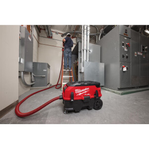 Milwaukee - M18ONEF2VC34M-0 Akku-Staubs. IN2 (4933498142)