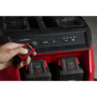 Milwaukee - M18ONEF2VC34M-0 Akku-Staubs. IN2 (4933498142)