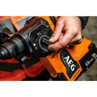 AEG - 18V Akku Bohrhammer (BBH18BL2-0) (4935480697) ohne Akkus im Karton