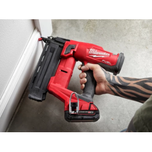 Milwaukee - FUEL Akku-Nagler (M18 FN18GS)