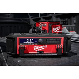 Milwaukee - PACKOUT Netz-/Akku-Radio mit Ladefunktion ohne Akku (M18 PRCDAB+-0) (4933472112)