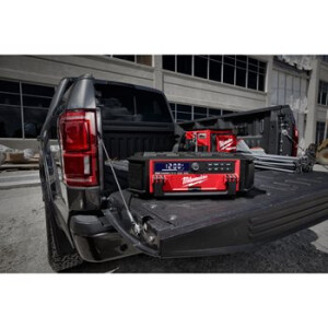 Milwaukee - PACKOUT Netz-/Akku-Radio mit Ladefunktion ohne Akku (M18 PRCDAB+-0) (4933472112)
