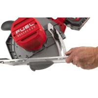 Milwaukee - FUEL Akku-Metallkreisssäge 66mm (M18 FMCS66)