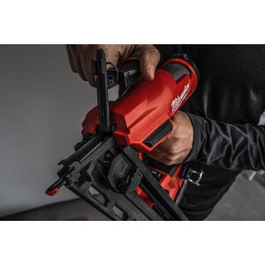 Milwaukee - FUEL Akku- Nagler (M18 FN16GA)