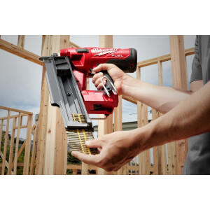 Milwaukee - M18FFN21-0C FüL Akku Nagler XXX (4933478993)