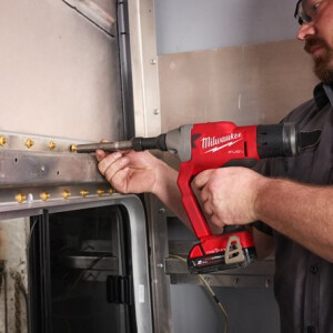 Milwaukee - M18ONEFLT-0X Akk-Schließringbolzeng. XXX (4933478637)